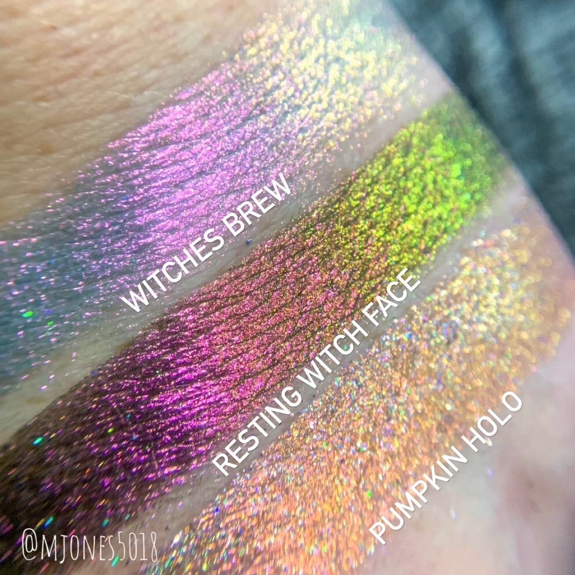 Pumpkin Holo-Chrome Eyeshadow Single