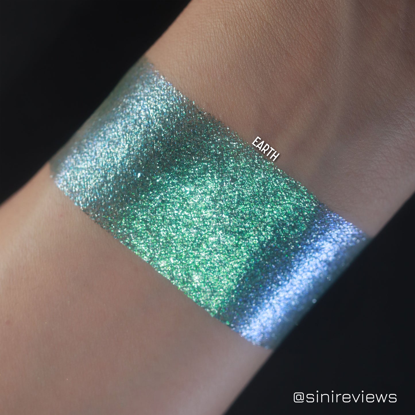 Green Goddess: Earth Multi-Chrome Pressed Pigment Single