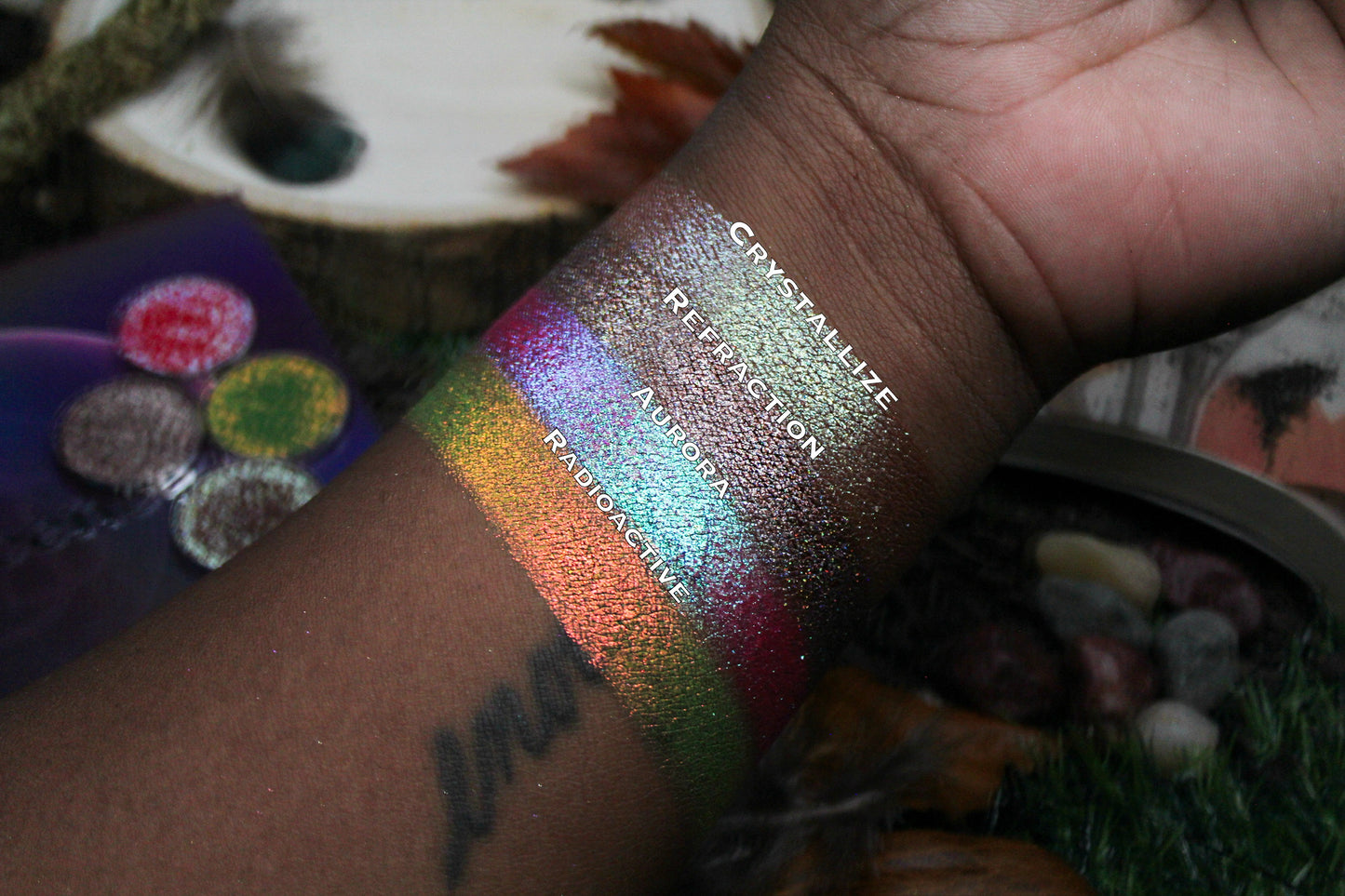 PRE ORDER 4-6 WEEKS: Coalescence x noopur_makeup Pressed Pigment Single- Crystallize