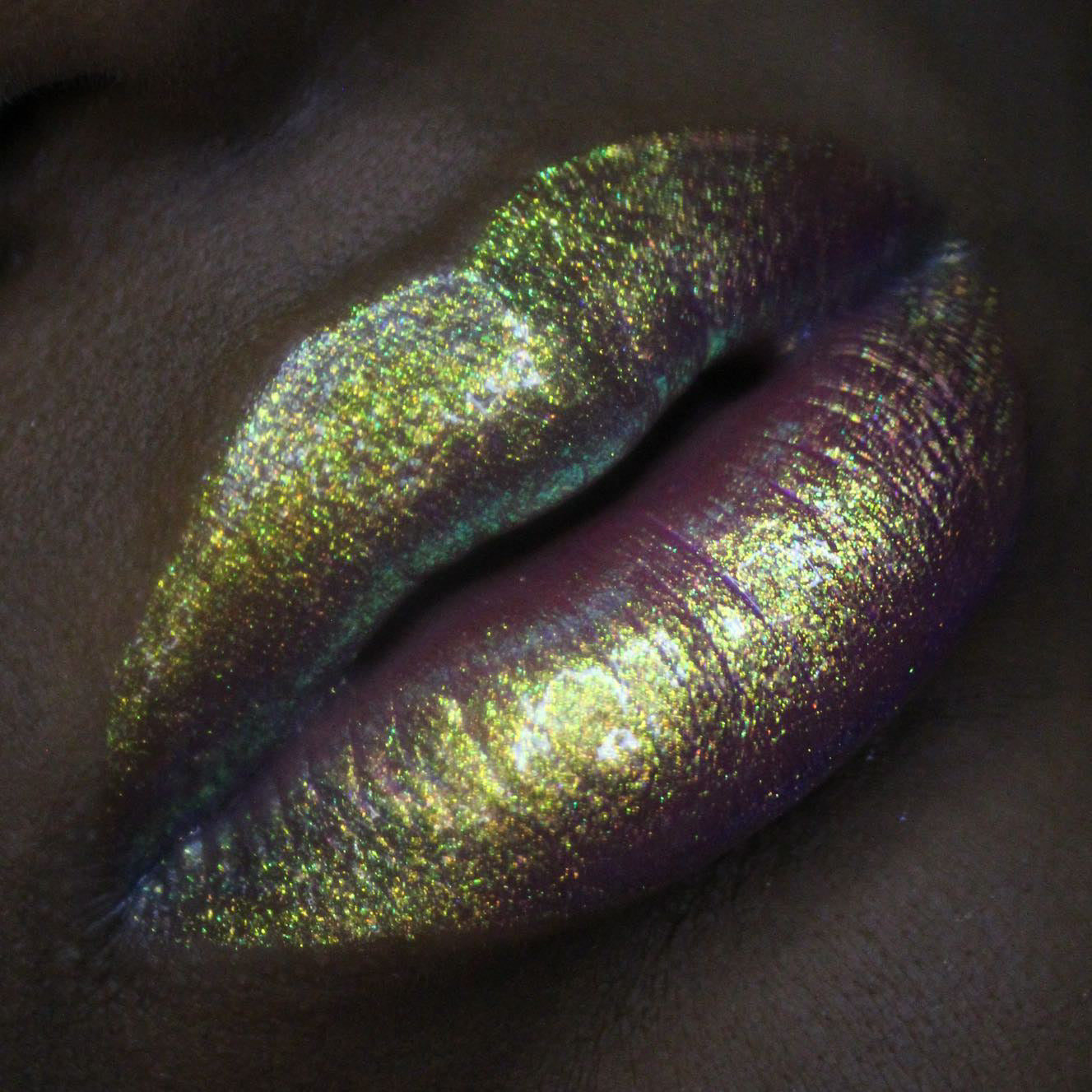 Lip Dewy Gloss- Carnival