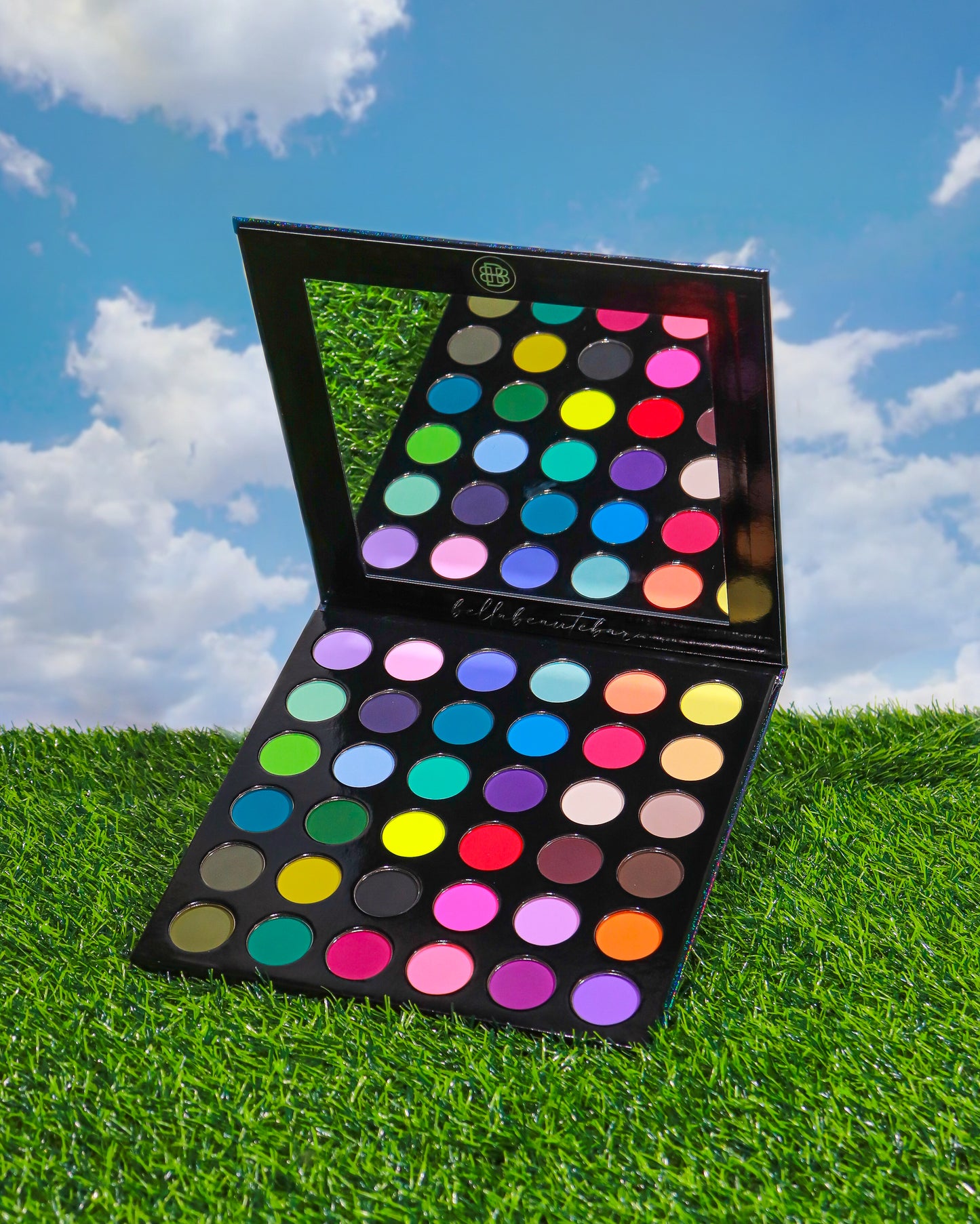 Best Mattes Magnetic Eyeshadow Palette