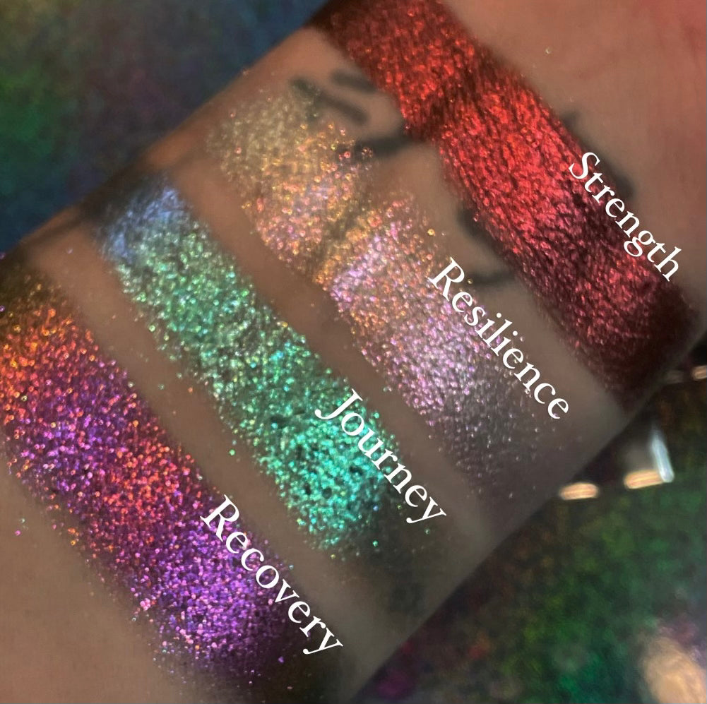 Best Chromes Multi-Chrome Eyeshadow Single- Resilience