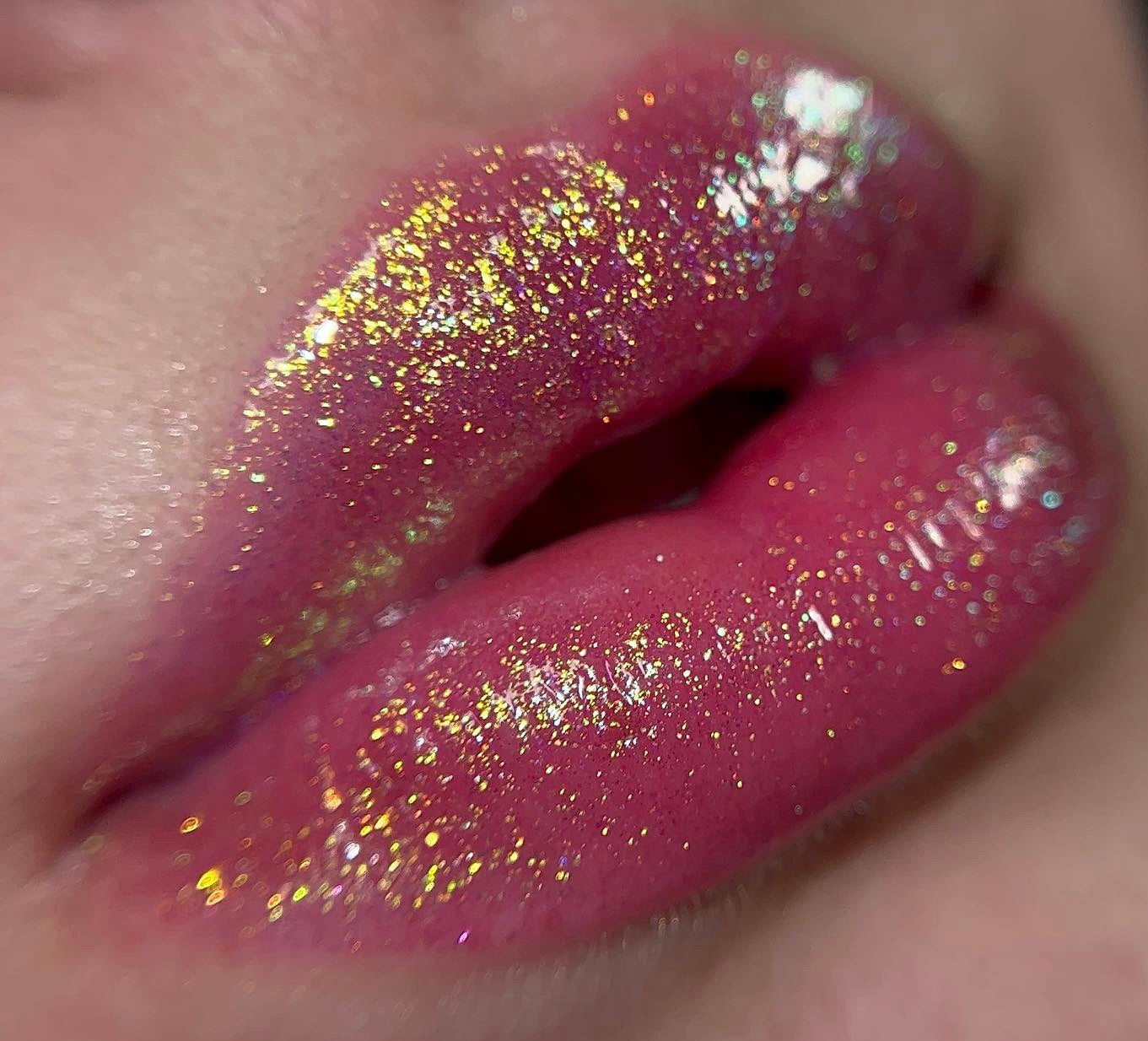 Lip Dewy Gloss- Carnival