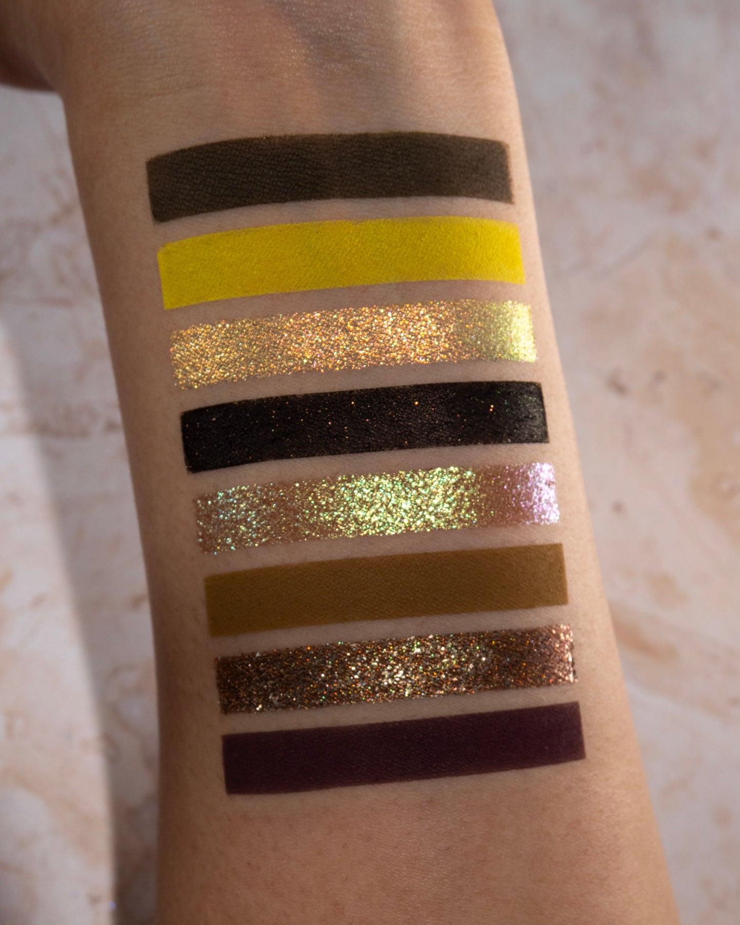 Dead Roses Volume 2 Magnetic Palette