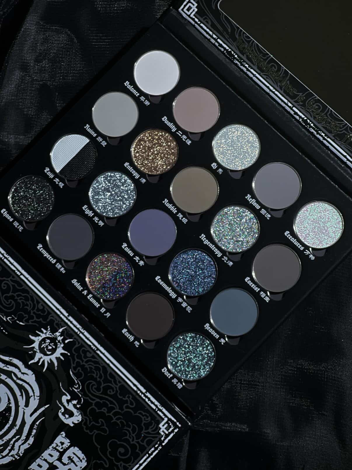 Yin & Yang x Freya86_ff Magnetic Palette