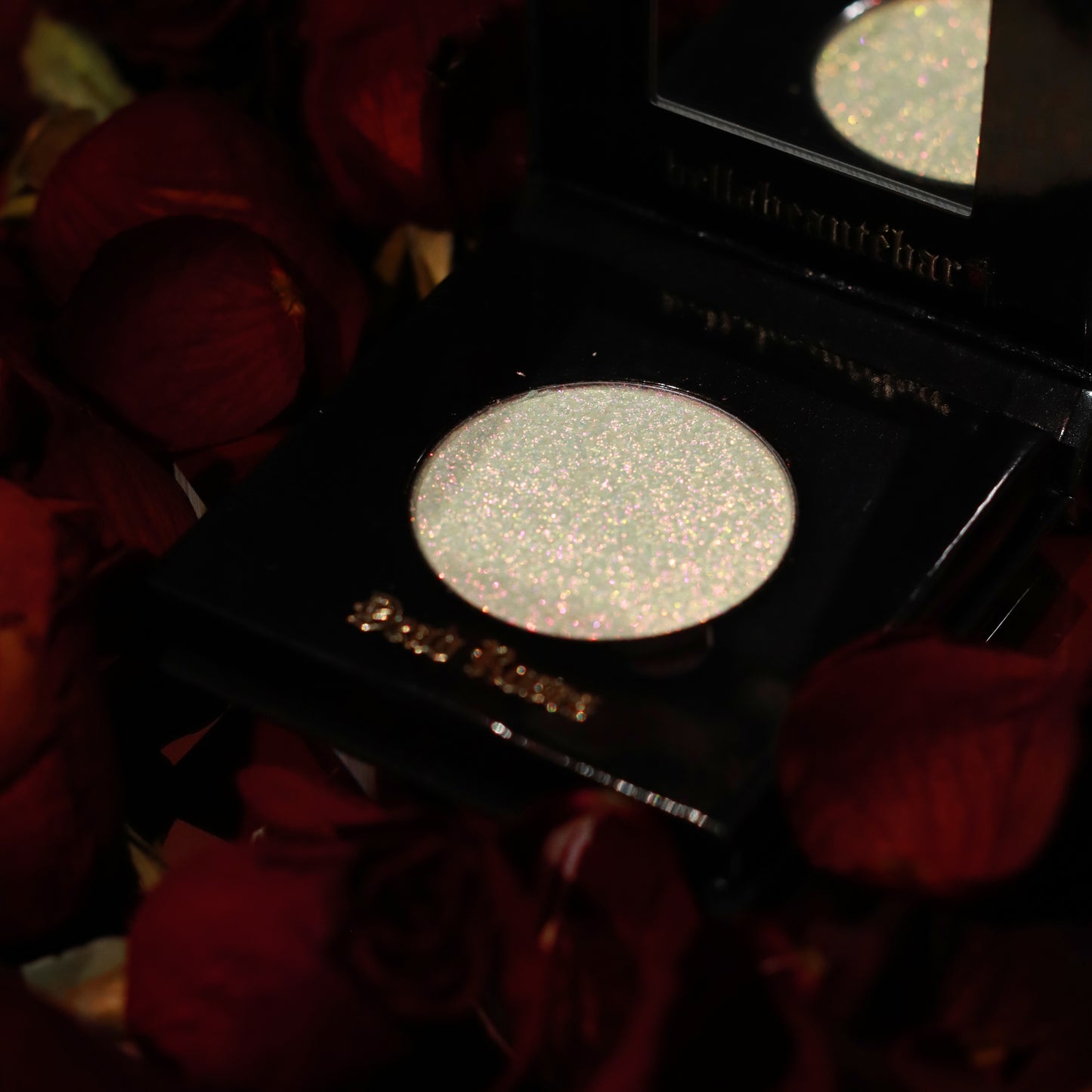 Dead Roses Magnetic Highlighter