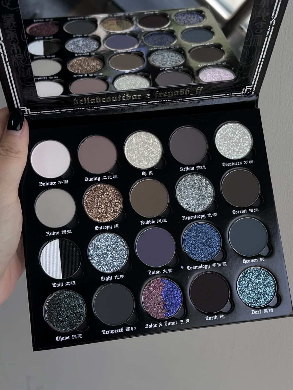 Yin & Yang x Freya86_ff Magnetic Palette
