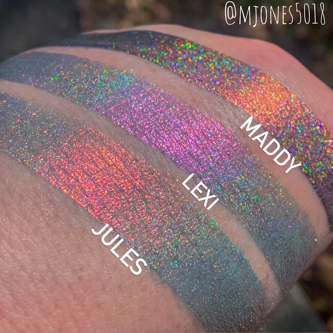 Euphoric Holo Liquid Eyeshadow- Jules