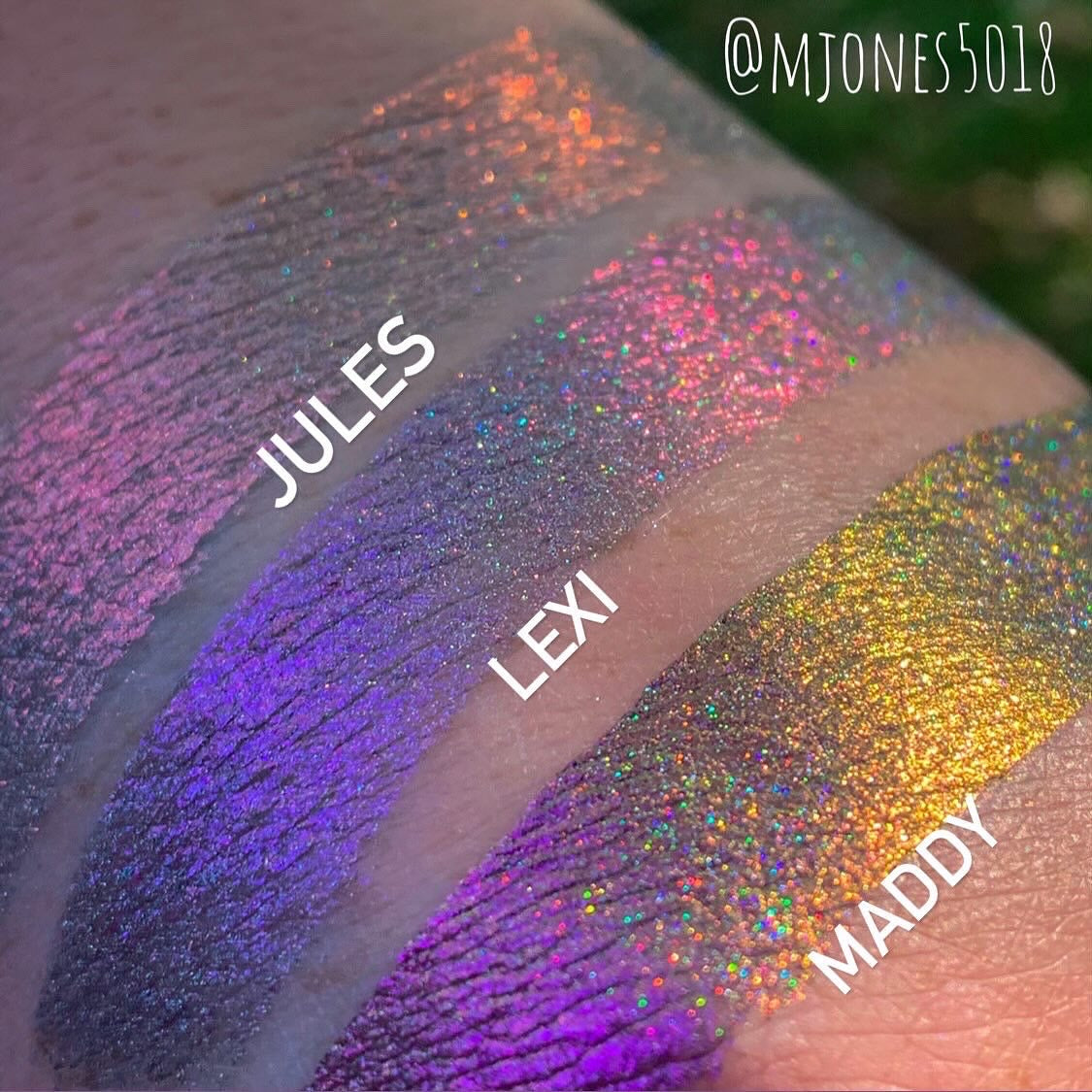 Euphoric Holo Liquid Eyeshadow- Maddy